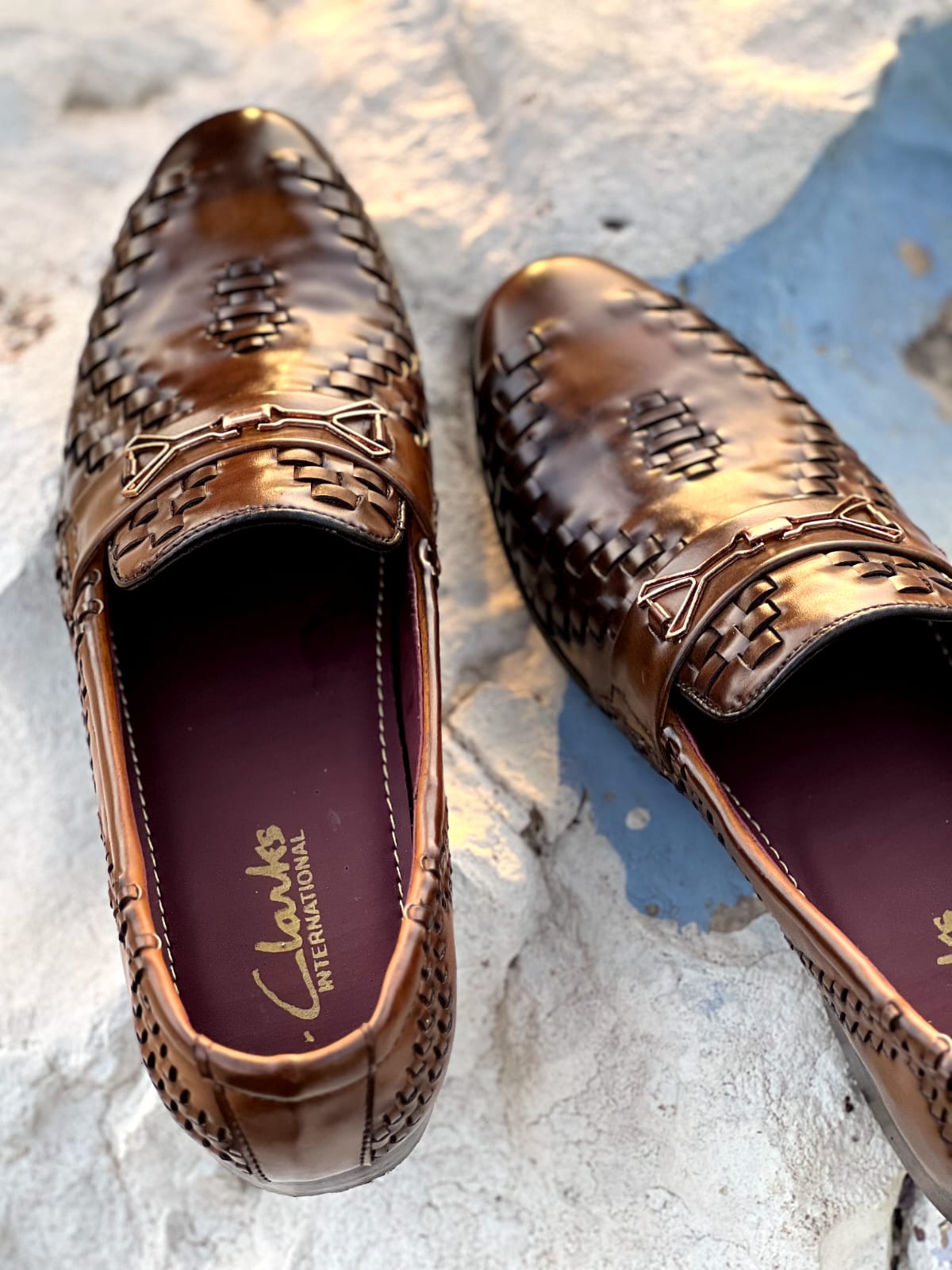 Sheet Sole premium Cherry leather woven style