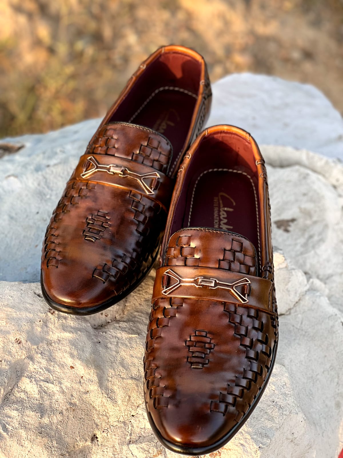 Sheet Sole premium Cherry leather woven style