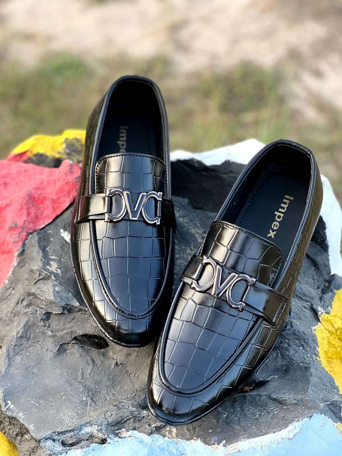 Black Logo sole 1.8 rexine