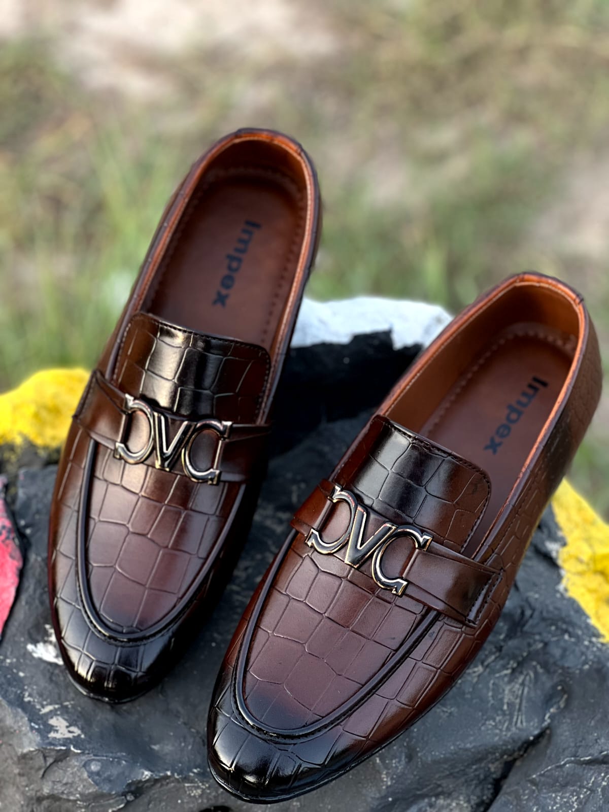 Brown logo sole 1,8 rexine shoes