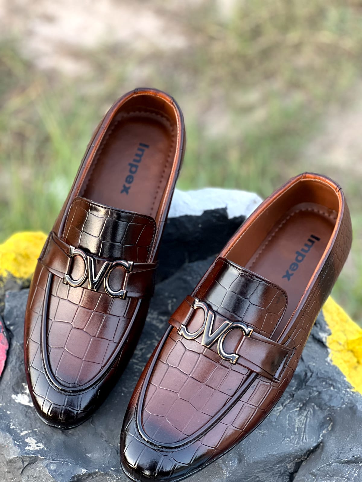 Brown logo sole 1,8 rexine shoes